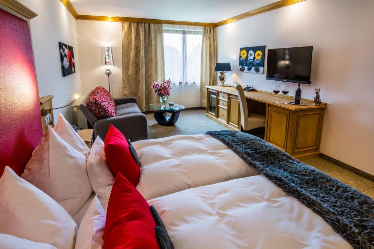 Wellness Hotel V Nebi Kořenov Eksteriør bilde